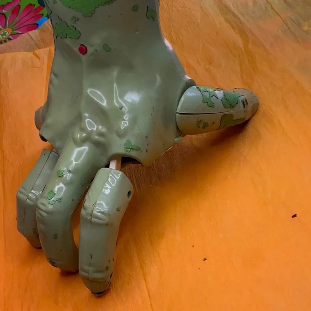 Halloween Hand